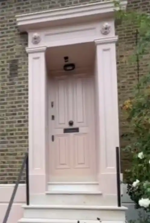 Entrance door installation London